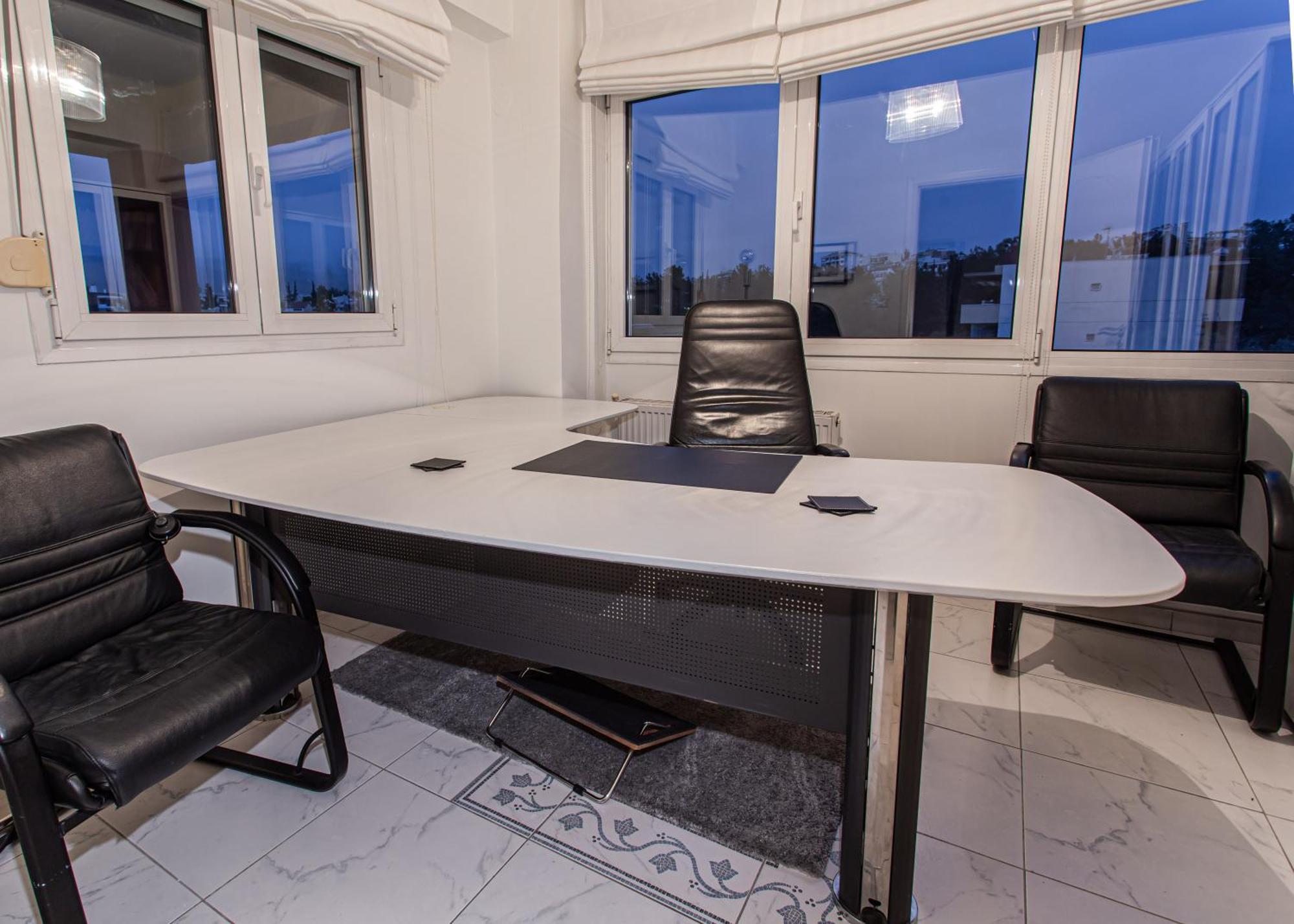 Appartement Celestial Garden-thessaloniki's Modern, Eclectic Penthouse With An Amazing View And Veranda *